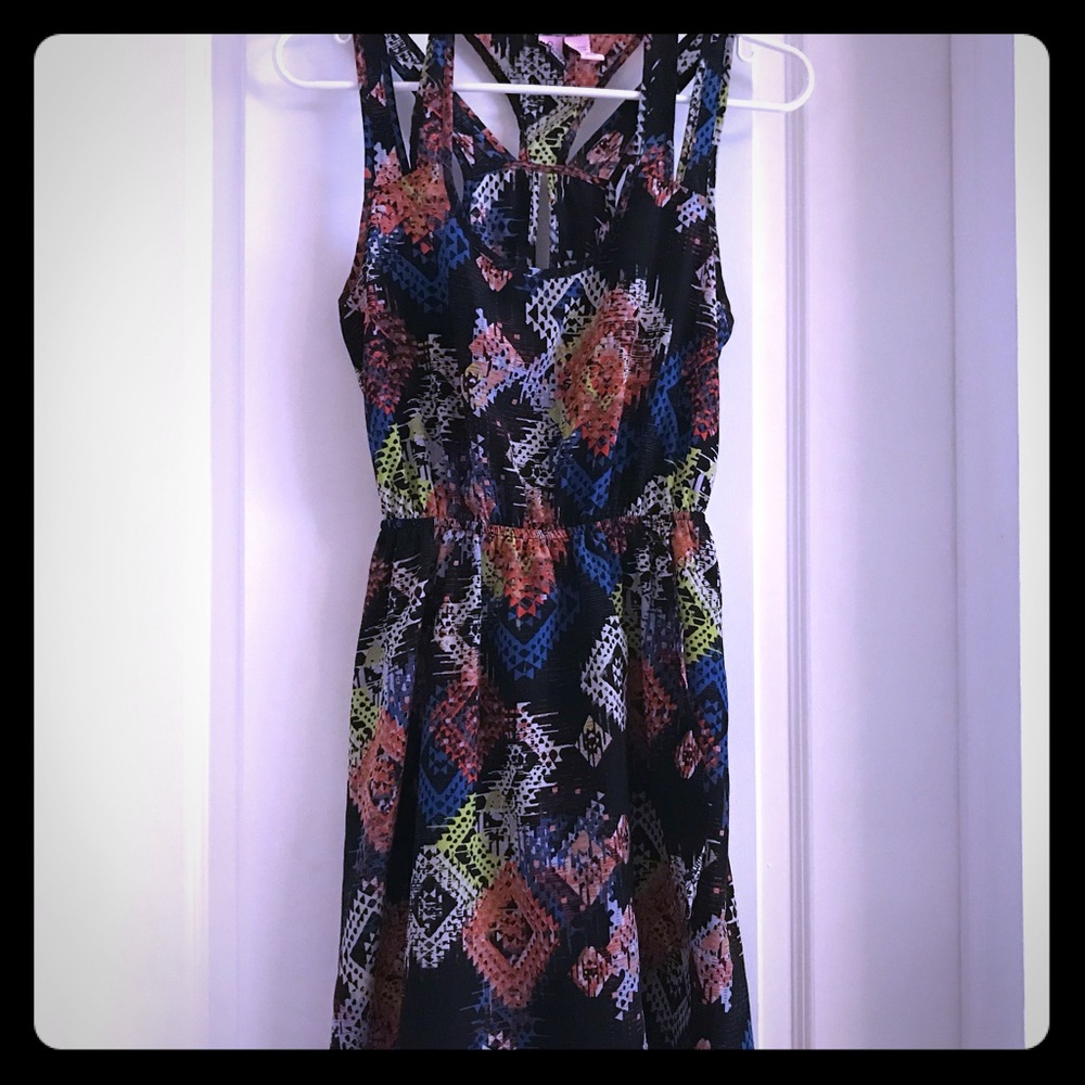 Super fun cute Black geo pattern faux wrap dress